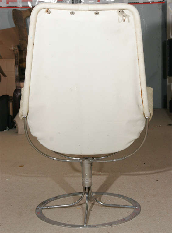 Late 20th Century A lovely white leather Jetson chair by Bruno Matheson